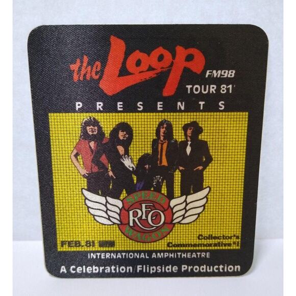 Reo Speedwagon Hi Infidelity 1981 World Tour Cloth Backstage Pass Band Photo - Picture 1 of 3
